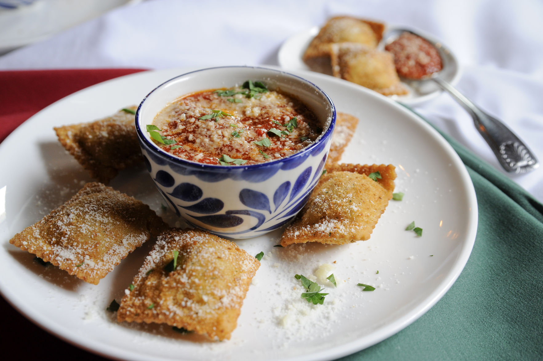Toasted Ravioli: Anthonino's Taverna